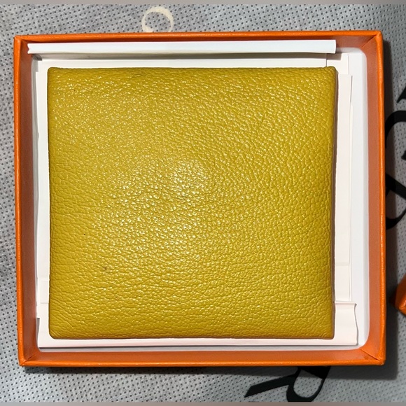 Hermès 2019 Bastia Coin Pouch, Authentic, Pre-loved - Picture 5 of 6